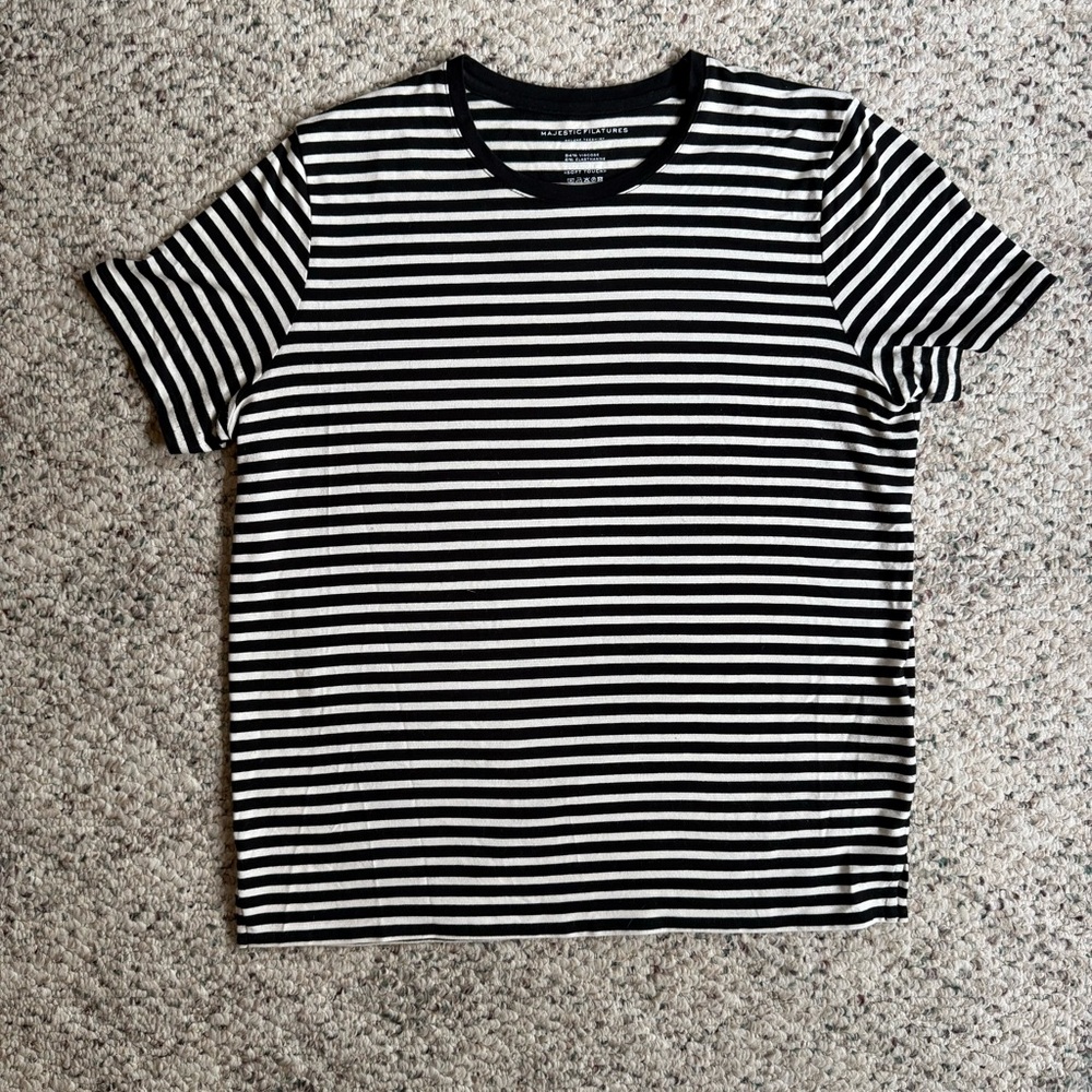 Majestic Filatures Black and White Striped Short Sleeve Deluxe Tee Taille 2